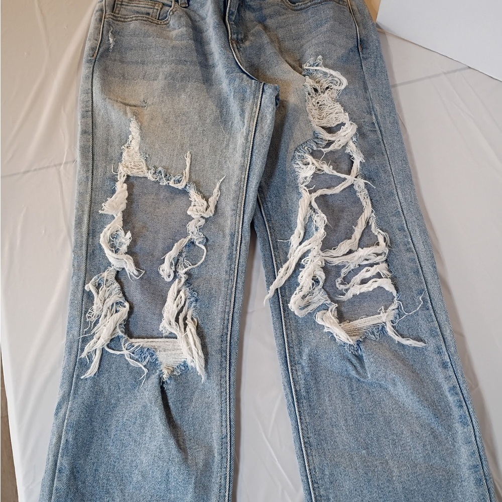 Cello Distressed Light Wash Wide Leg Jeans Size 7 Frayed Hem Ripped Denim - Picture 7 of 10